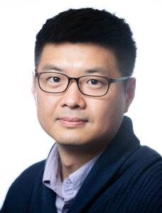 Dong-Su Kim